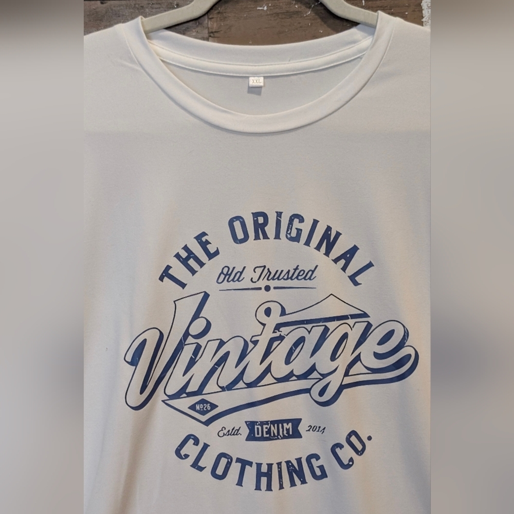 New White Vintage Graphic Tee - Picture 3 of 15